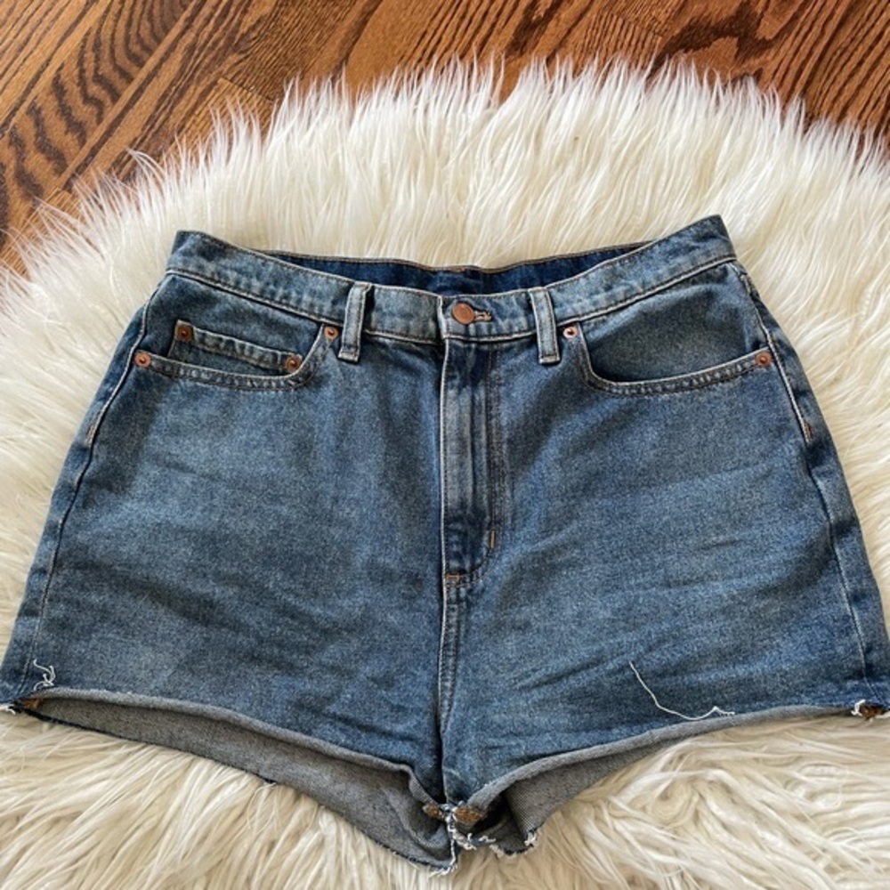 Victoria’s Secret PINK cut off denim jean shorts size 30 NWT